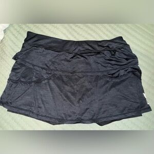 Head brand Black Athletic ruffled Skort. Size XL  VGUC